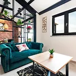 Cosy And Modern Attic To Enjoy Rovinj! דירה
