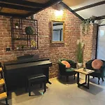 Cosy And Modern Attic To Enjoy Rovinj! דירה