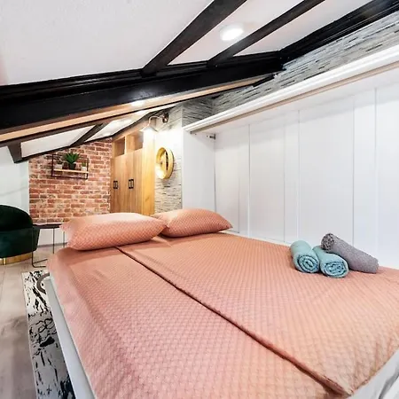 Apartment Cosy And Modern Attic To Enjoy Rovinj!